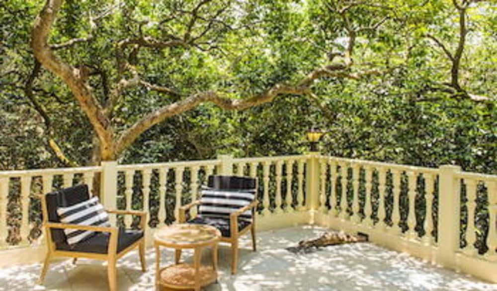 Suite, 1 Bedroom, Balcony photo 2