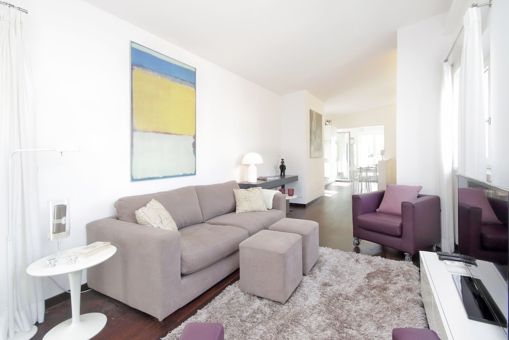 Apartment, 2 Bedrooms, City View