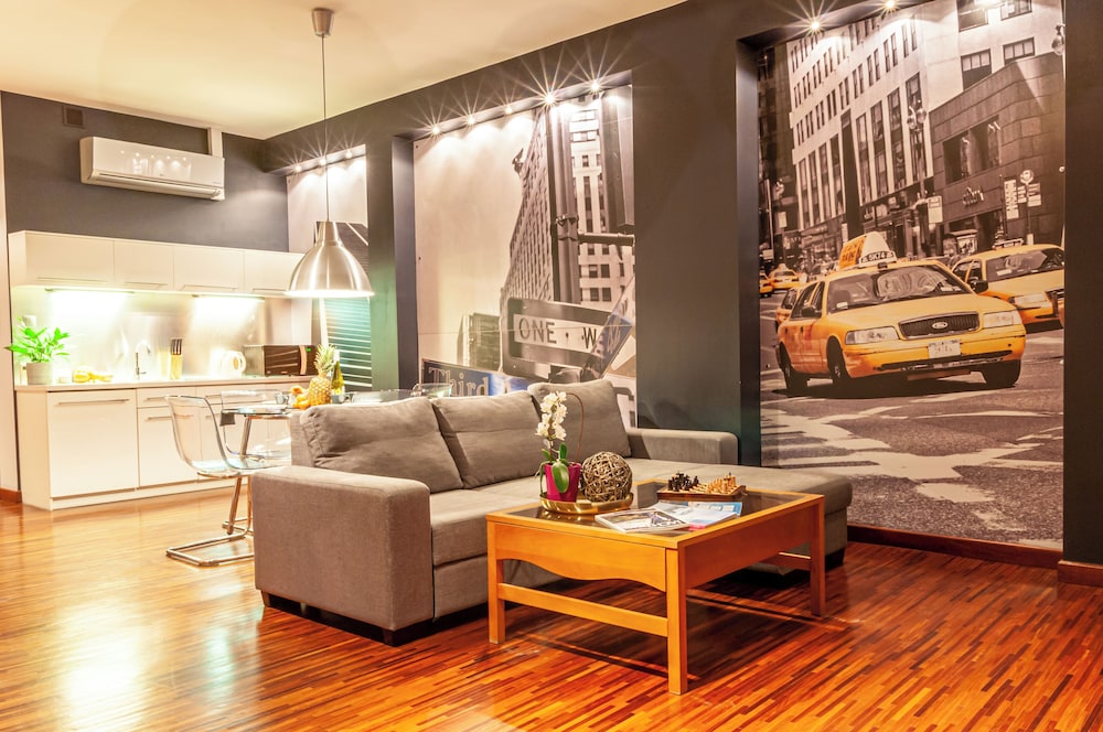 Apartment photo 1