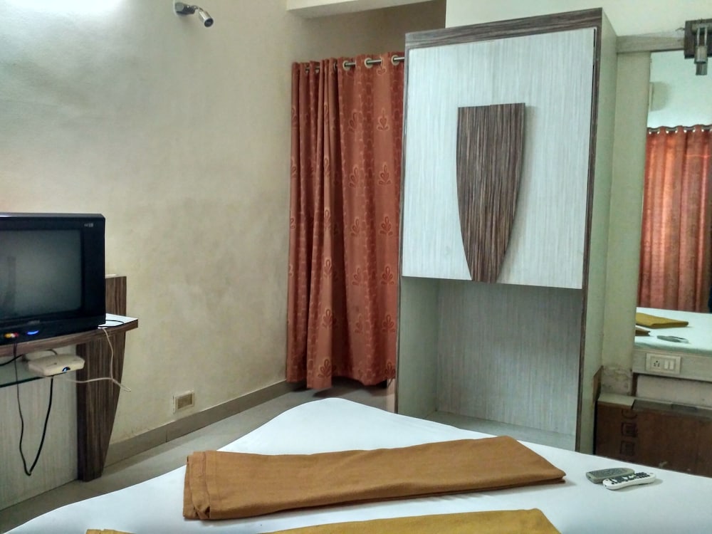 Standard Room, 1 Bedroom - Photo 1