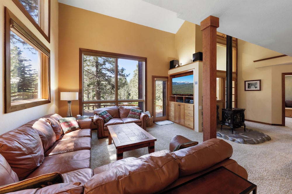 House, Multiple Beds, Balcony, Mountain View (Kitzbuhel Paradise) photo 1