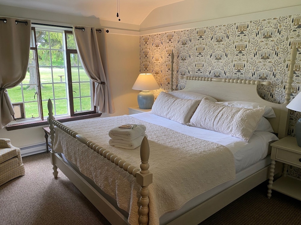Junior Suite, 1 King Bed photo 1