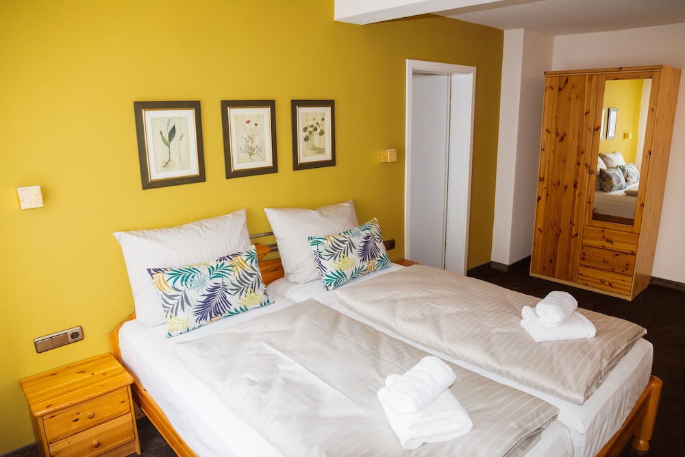Family Suite, 2 Bedrooms, Non Smoking photo 2