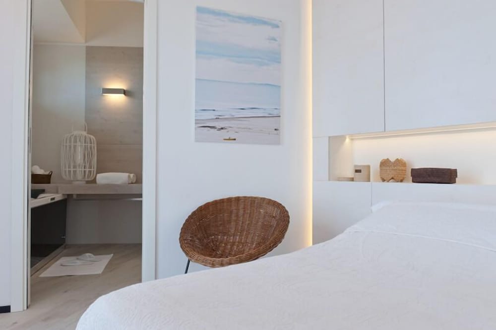 Suite, 2 Bedrooms, Bathtub, Sea View photo 1