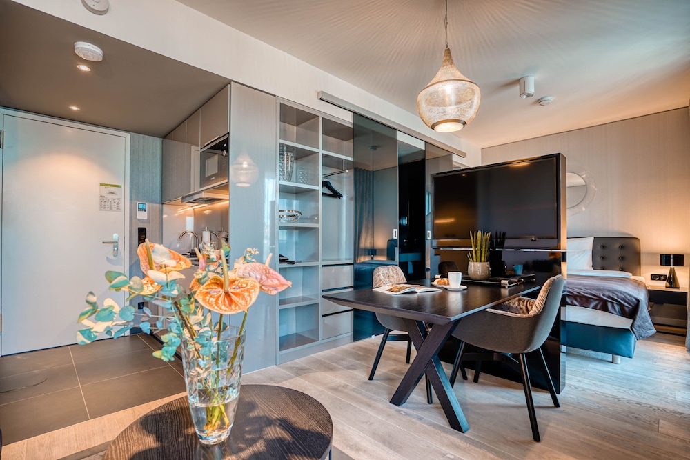 Uptown Suite