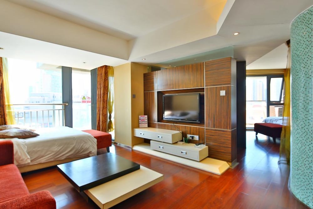 Deluxe Suite with Sea View photo 2
