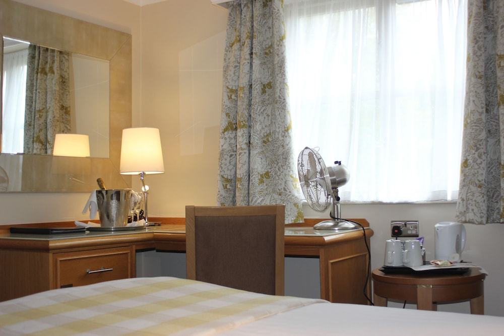 Standard Room, 2 Twin Beds, Non Smoking - Photo 2