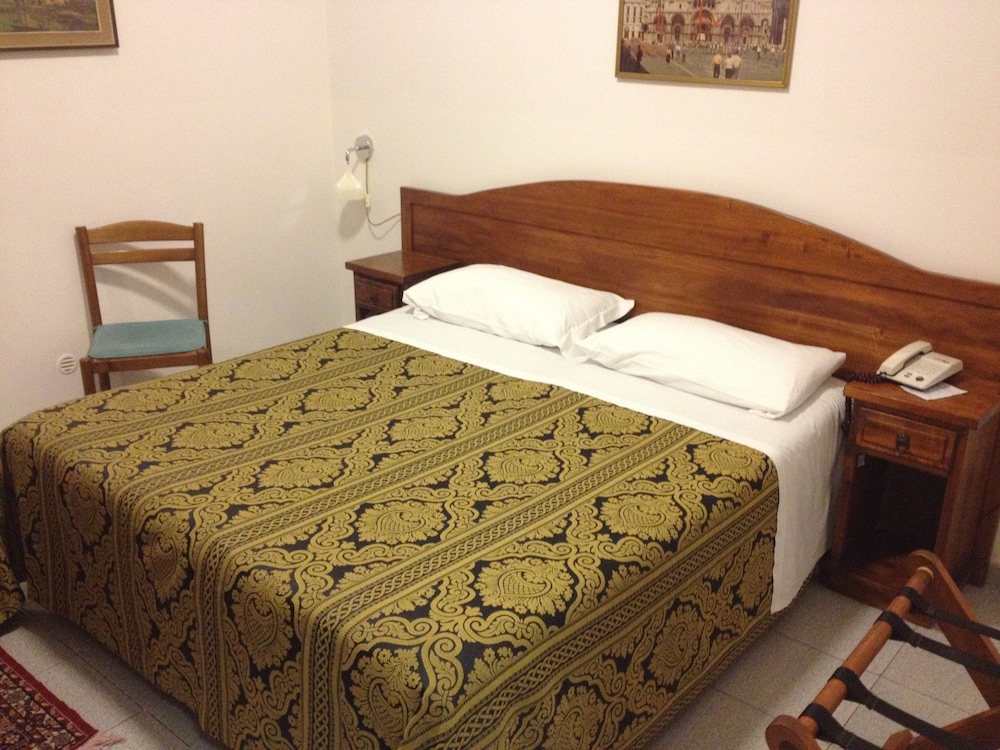Comfort Single Room