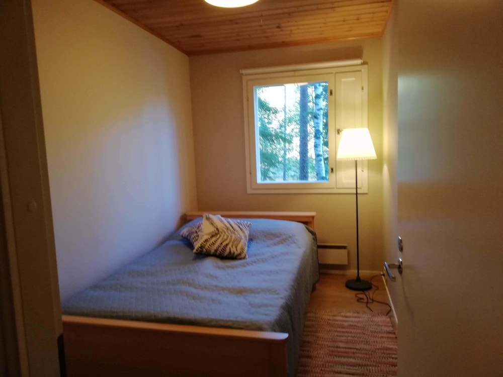 Basic Villa photo 2