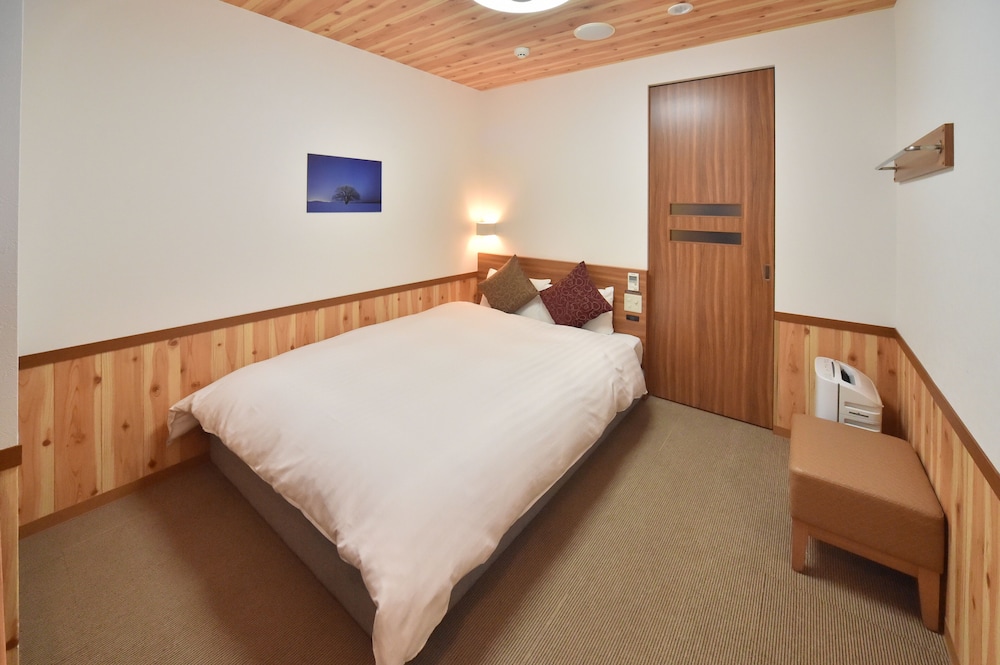 Moderate Double Room (16sqm) W/4 nights Non Smoking(No cleaning) thumbnail 6