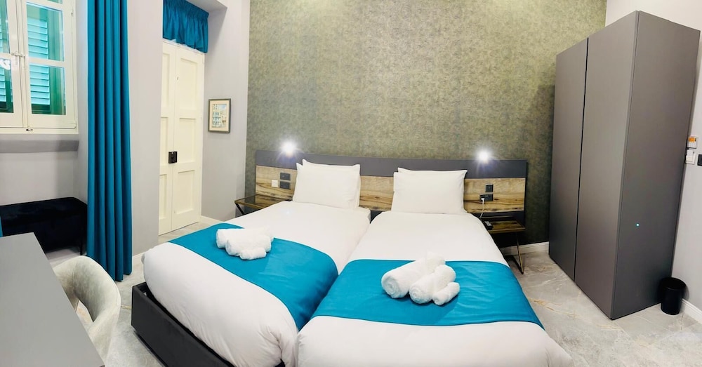Economy Twin Room