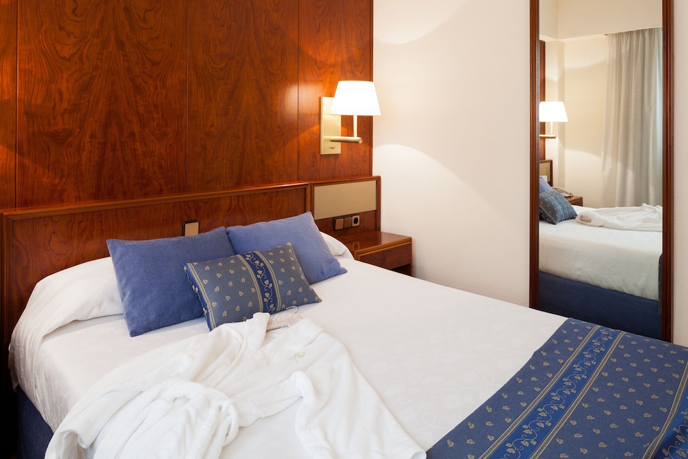 Standard Room - Photo 2