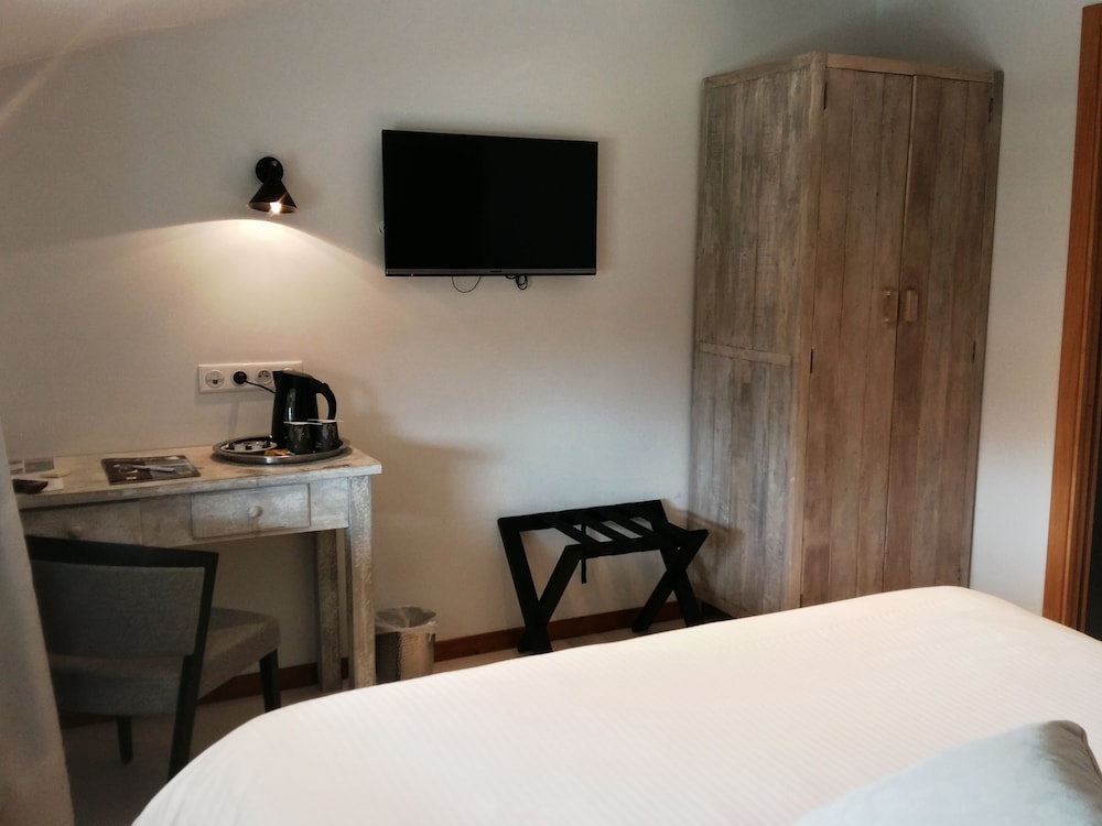 Premium Double Room photo 2