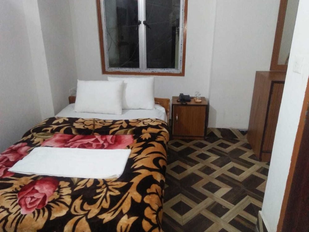Economy Single Room