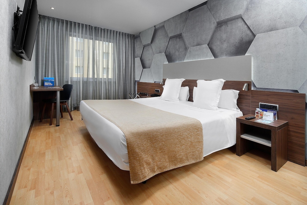 Standard Double or Twin Room (With Parking) photo 2