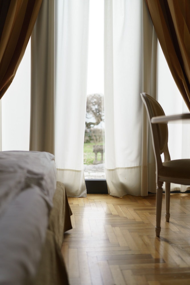 Panoramic Double Room, Hill View photo 2