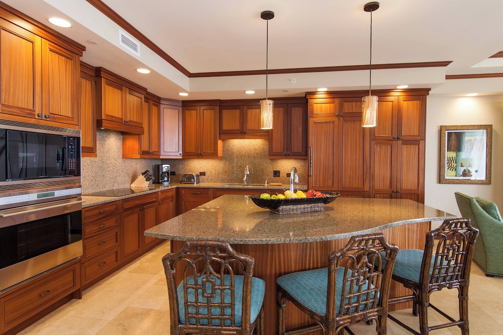 Villa, 1 Bedroom, Kitchen (Island View)