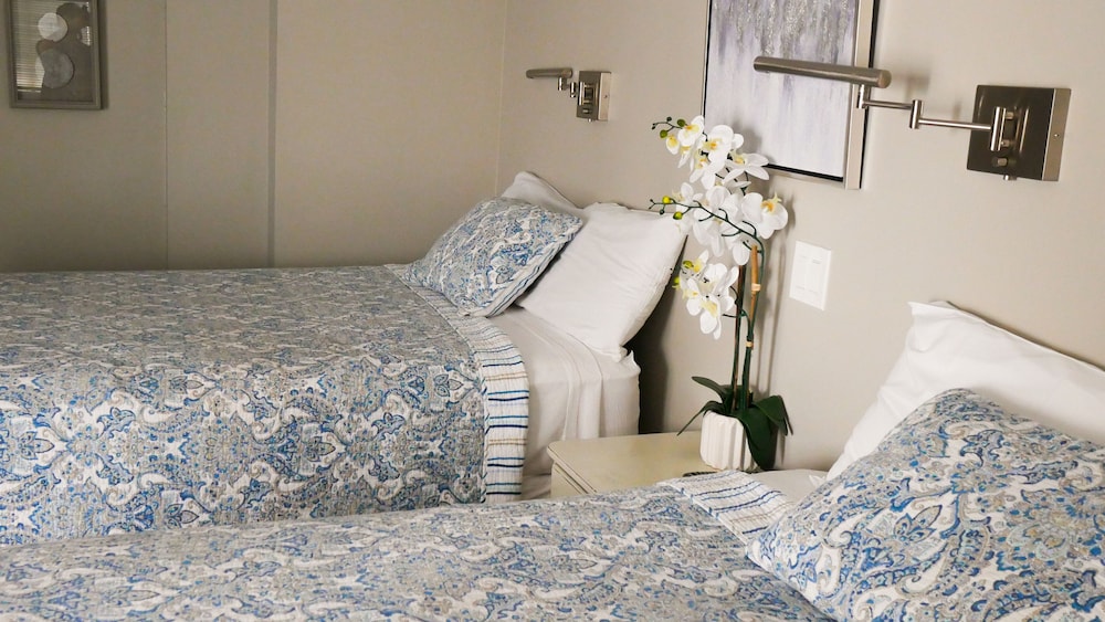 Deluxe Room, Side Balcony photo 3
