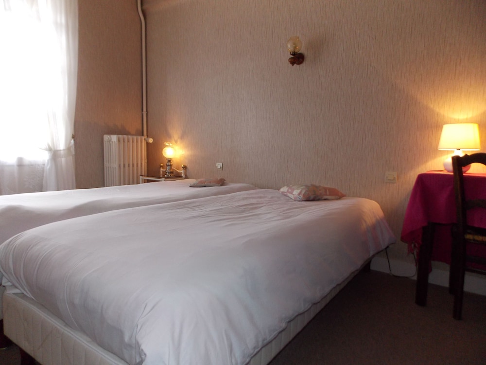 Economy Room, 2 Twin Beds photo 1