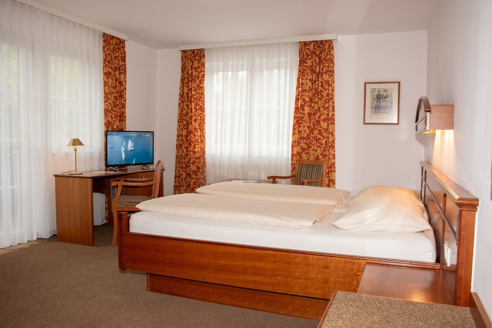 Basic Room photo 1