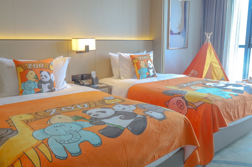 Standard Room, 2 Twin Beds, Garden View (Kids Theme) - Photo 1