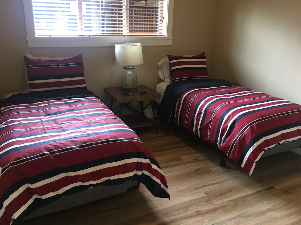 Luxury House, 3 Bedrooms, Ocean View photo 2
