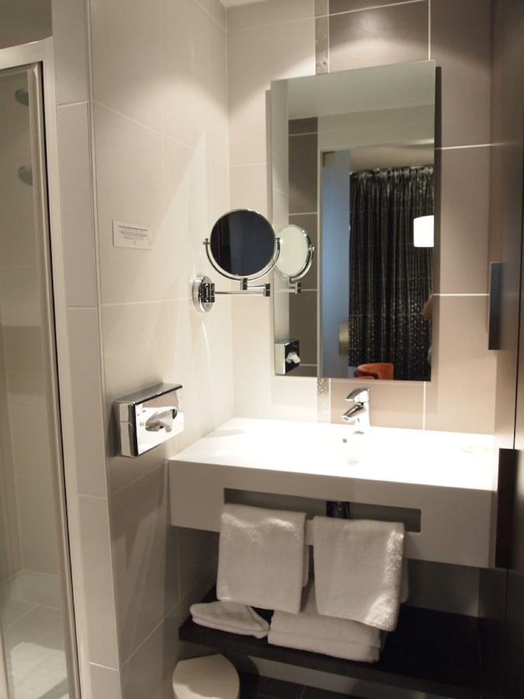 Standard Double Room - Photo 5