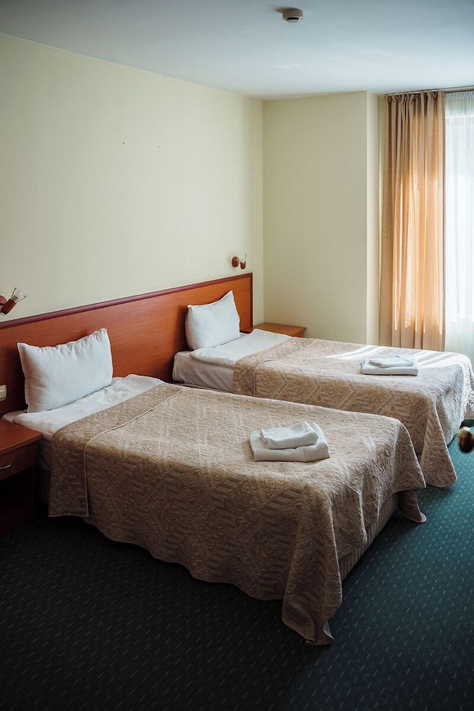 Standard Twin Room photo 1