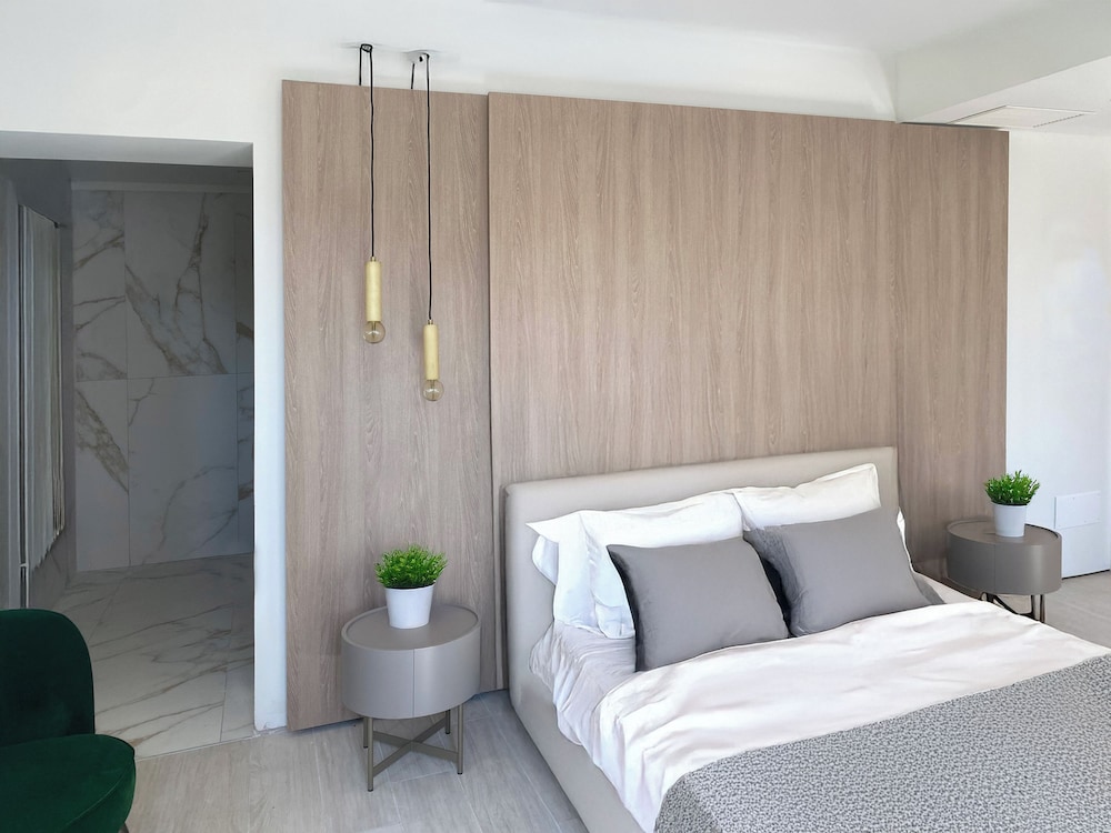 Melia Room (3 adults) photo 1