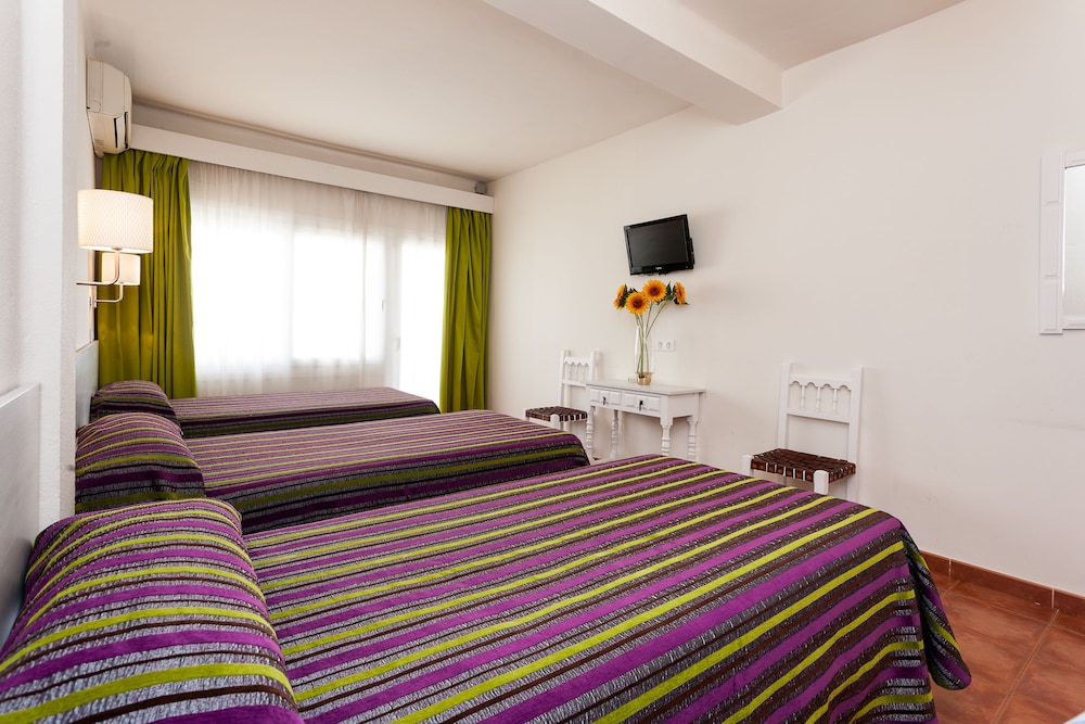 Triple Room - Photo 5