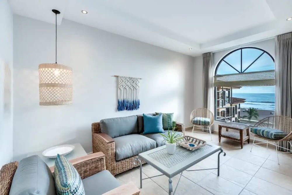 Luxury Apartment photo 2