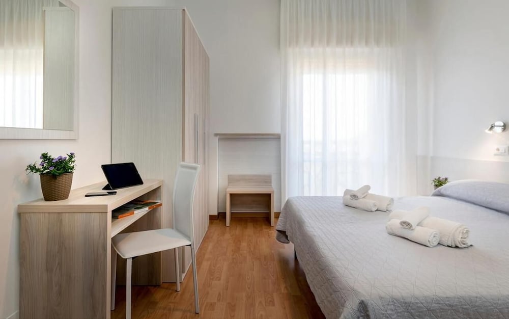 Comfort Double or Twin Room, Balcony photo 1