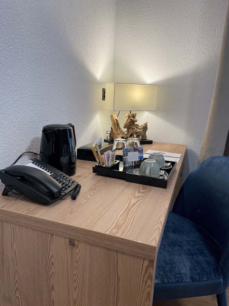Standard Double Room - Photo 1