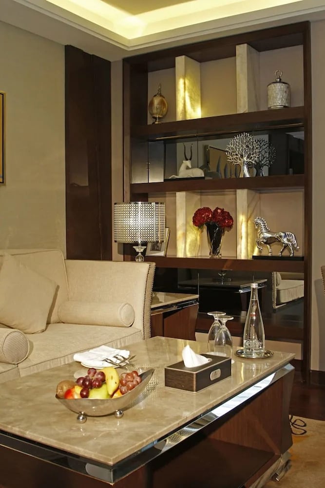 Premium Double Room, 1 King Bed, Garden View