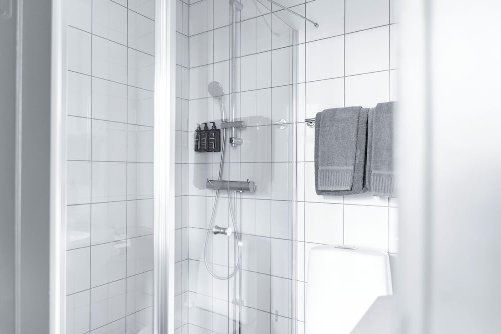 Standard Double Room, Non Smoking, Annex Building - Photo 8
