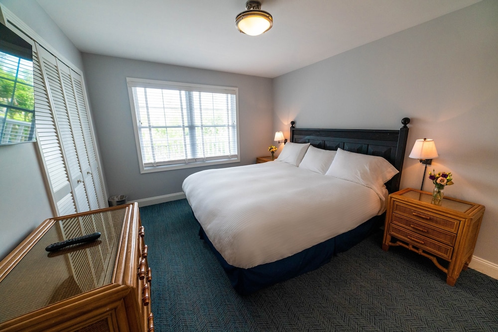 Two Bedroom / 2 Bath Town View Suite photo 1