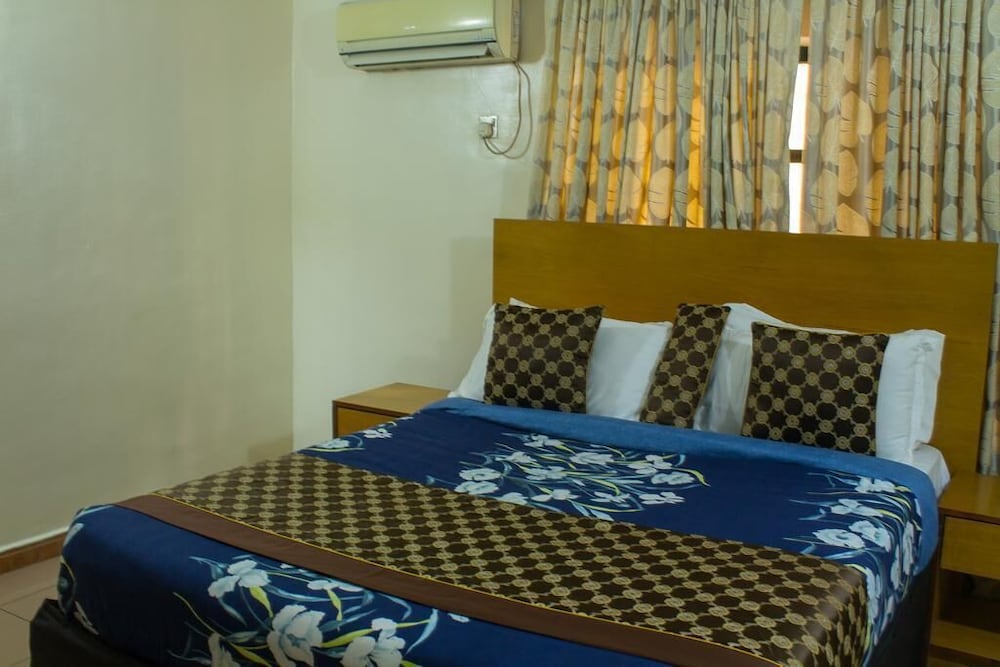 Standard Room - Photo 1