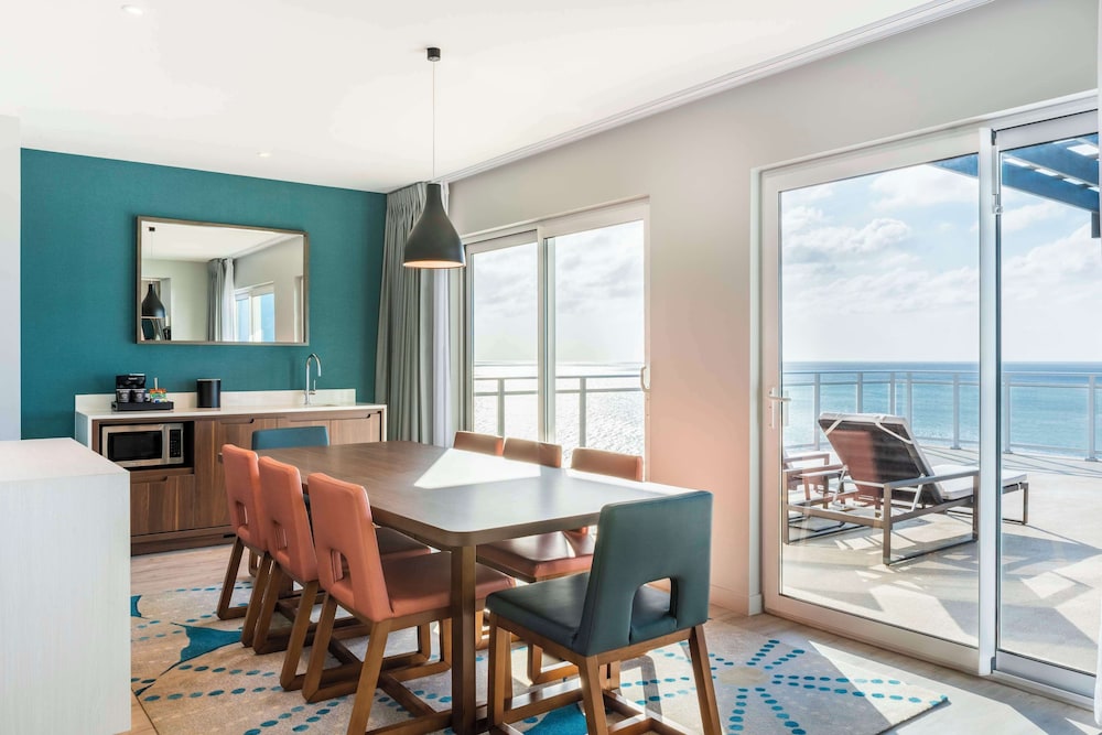 Grand Suite, 1 King Bed (oceanfront, Pergola, 1 Bedroom)