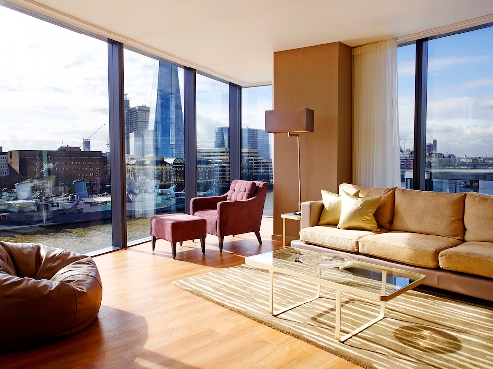 Deluxe Three Bedroom Apartment, Tower View