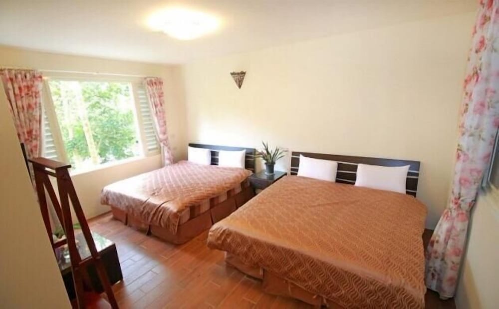 Quadruple Room (Plumeria) photo 1