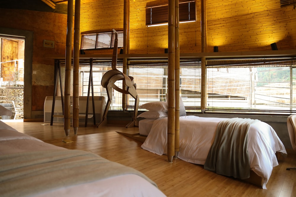 Deluxe Twin Room, Garden View