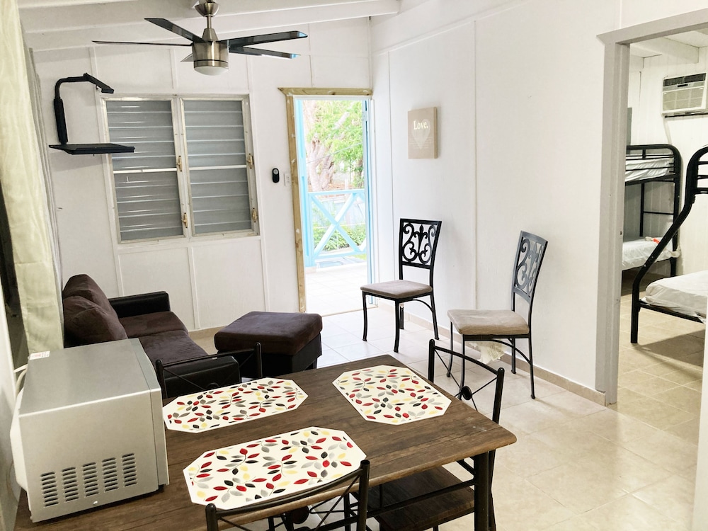 Palm Trees Apartment 22