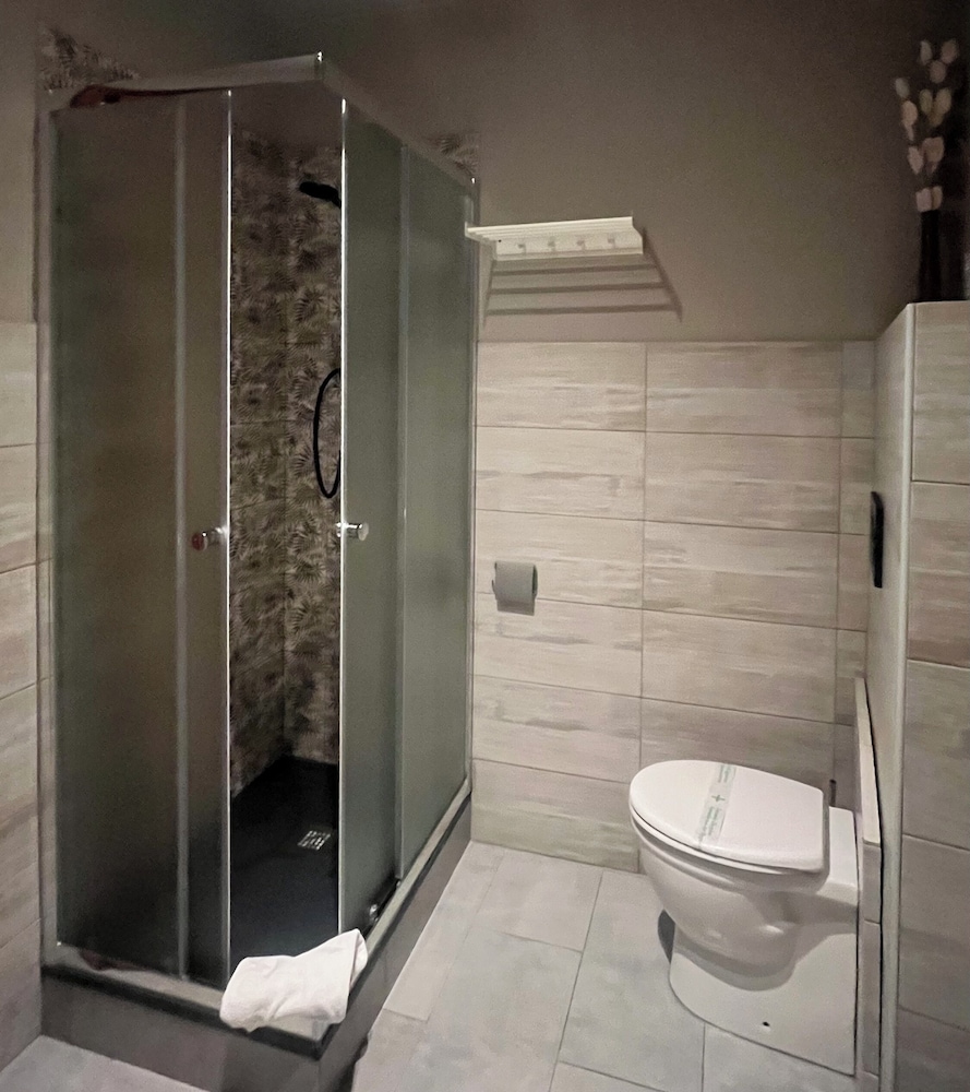 Superior Room, 1 Bedroom, Balcony, City View - Photo 5