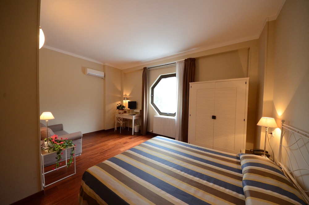 Business Double or Twin Room photo 1