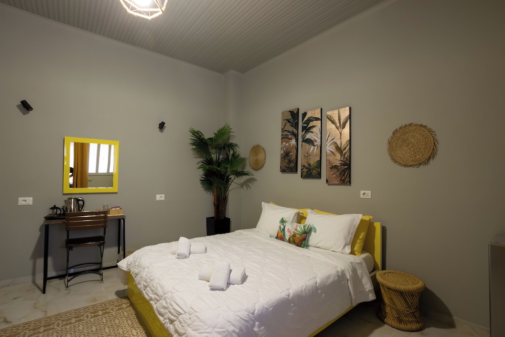 Deluxe Double Room, City View