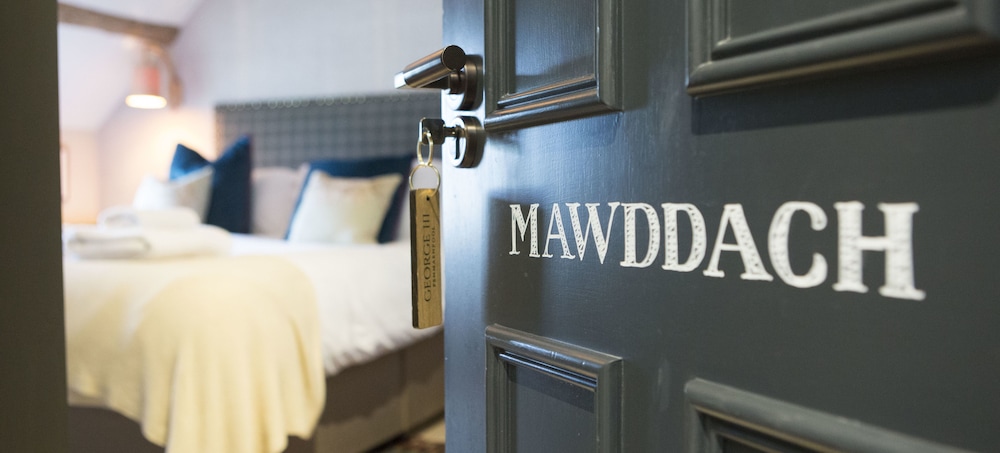 Standard Room, 1 King Bed photo 3