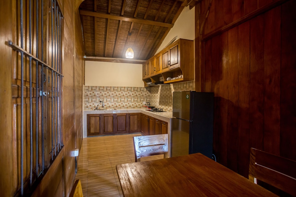 Family Room - Photo 6