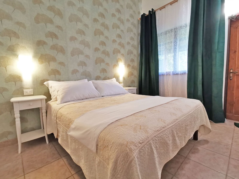 Deluxe Double Room, Accessible photo 1