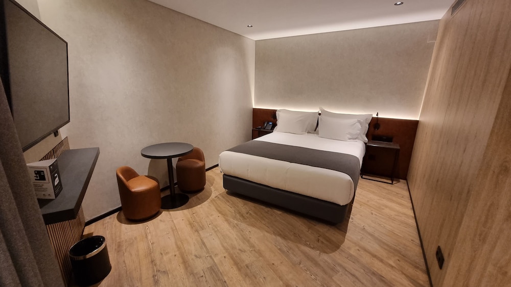 Hotel Príncipe Ávila - Photo 16
