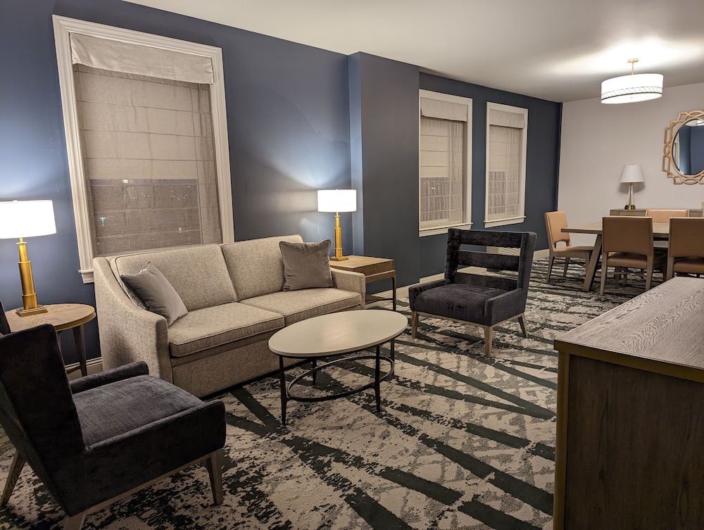 Presidential Suite, 1 Bedroom photo 3